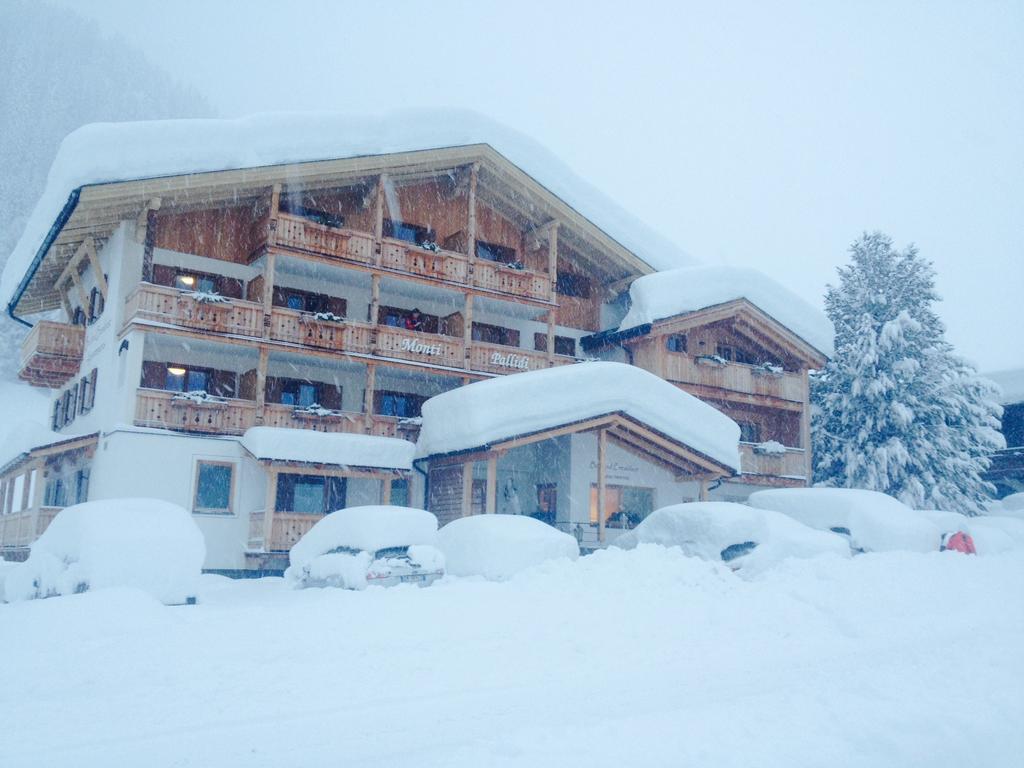 Monti Pallidi B&B Apartments Corvara In Badia Esterno foto
