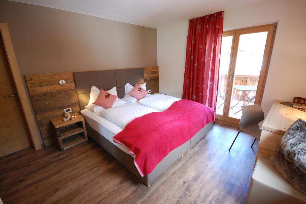 Monti Pallidi B&B Apartments Corvara In Badia Esterno foto